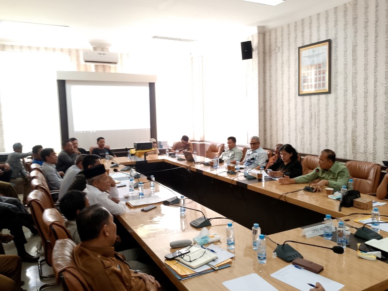 RDP DPRD Rohil, Masyarakat Bantaian dan PT. SS Terkait Tuntutan Plasma Sawit 20 Persen