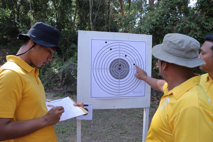 Jelang HUT Bhayangkara Ke-79, Polres Rohil Gelar Lomba Latihan Menembak