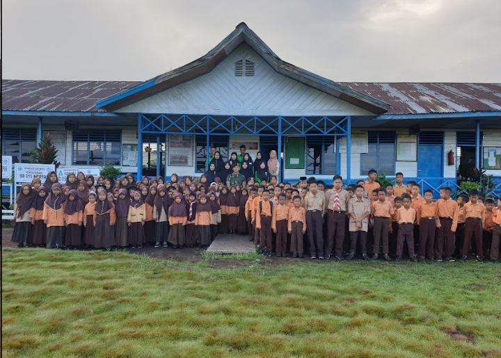 Pengaruh Gadget Terhadap Perkembangan Siswa Sekolah Dasar