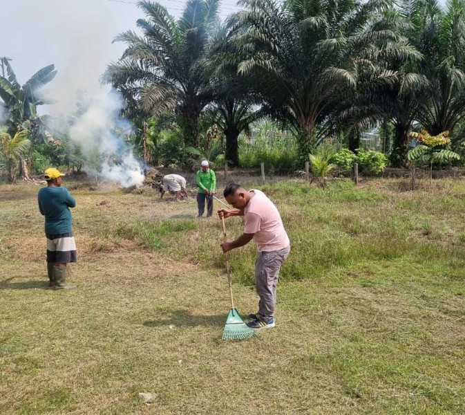 Agar Anak Nyaman Tuntut Ilmu, Jufrizal Bersama Masyarakat Goro Di MDA Pelabuhan