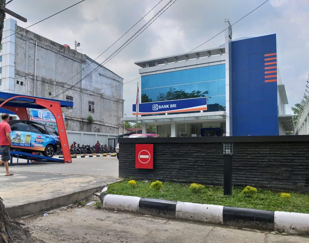 Azwar: Saya Dijanjikan Terus, Kalau Dibayar Uangnya Untuk Berobat Istri