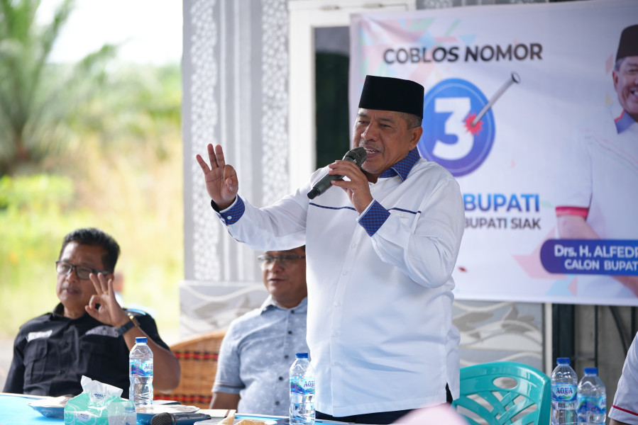 Sederet Program Alfedri Demi Wujudkan Pemerataan Pendidikan di Siak