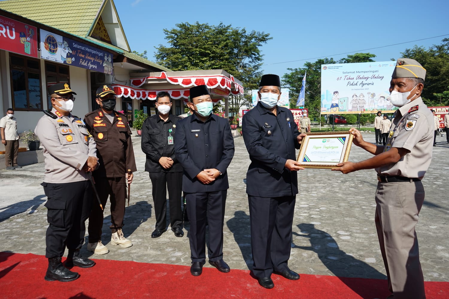 Aplikasi Loket, Hemat Biaya dan Transparansi Pelayanan