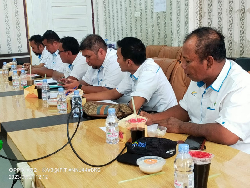 RDP Komisi A DPRD Rohil Penyelesaian Tanah Garapan Laksamana Di Laut