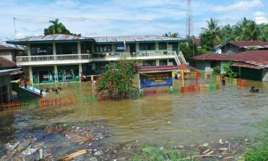 Masih Diguyur Hujan Lebat, Warga Kampar Khawatir Banjir Susulan