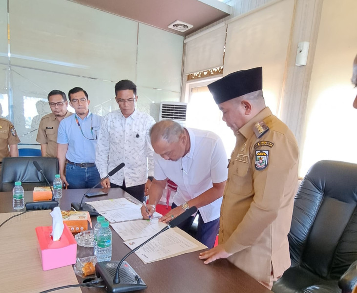 Tandatangani MoU Bidang Pendidikan Bersama RAPP, Bupati Zukri Harapkan Komitmen Yang Berkelanjutan