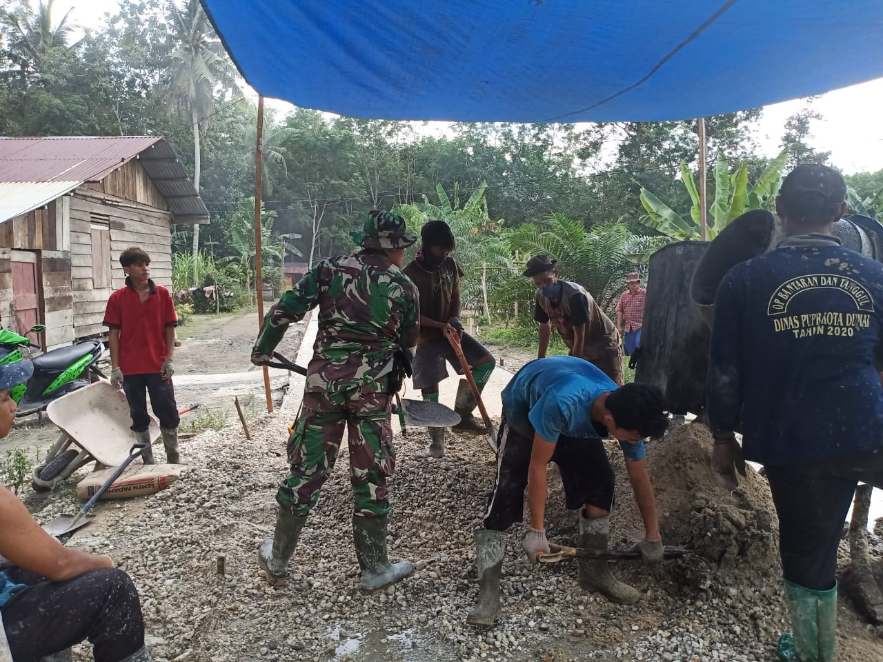 TMMD Bangun Jalan Gang Ibrahim,  Danramil Sebut, Bisa Percepat Pembangunan Desa