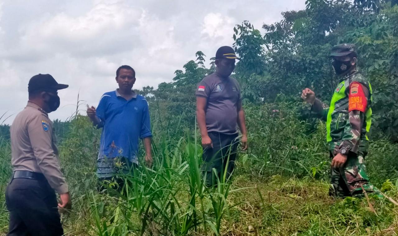 Cegah Karhutla, Kopda Heri Kiswanto Lakukan Sosialisasi Karhutla di Tuti