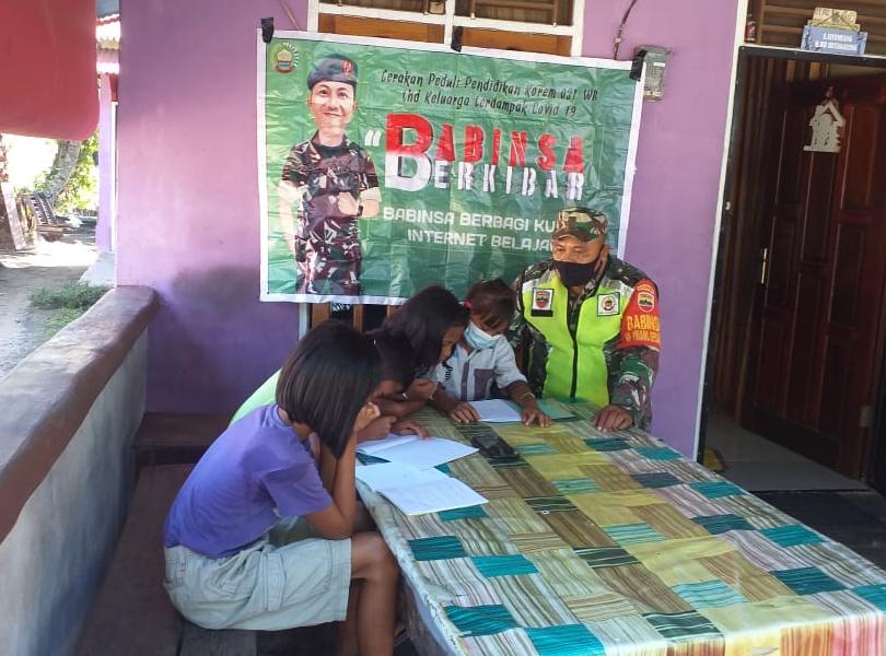 Koptu K Manullang Pastikan Siswa Pinang Sebatang Mengerti Dengan Pelajaran