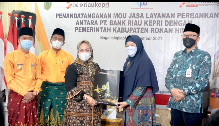 BRK dan Pemkab Rohil Teken MoU Jasa Layanan Pembayaran Pajak Melalui Digital