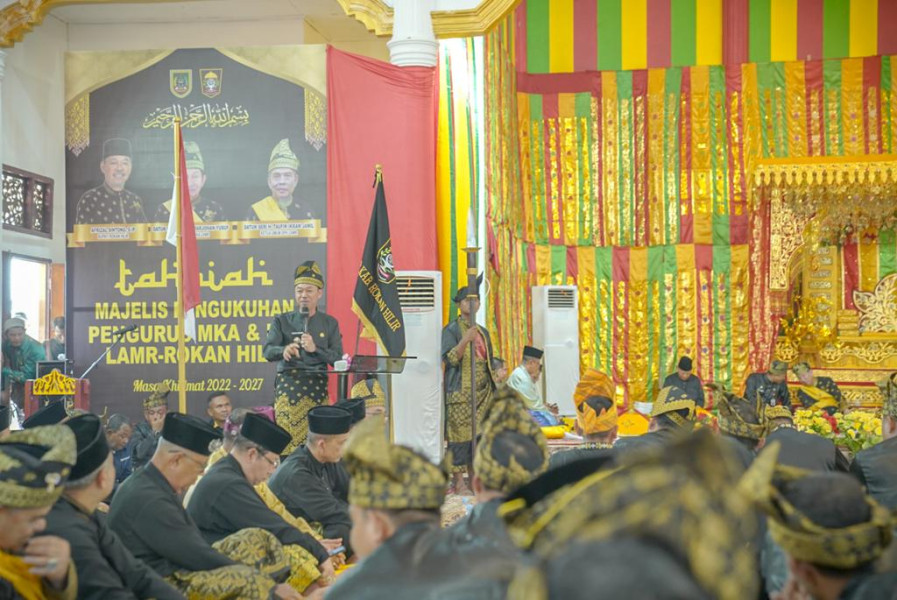 Bupati Rohil Harapkan LAM ,Masyarakat Tidak Jadi Penonton Di Negeri Tanah Melayu