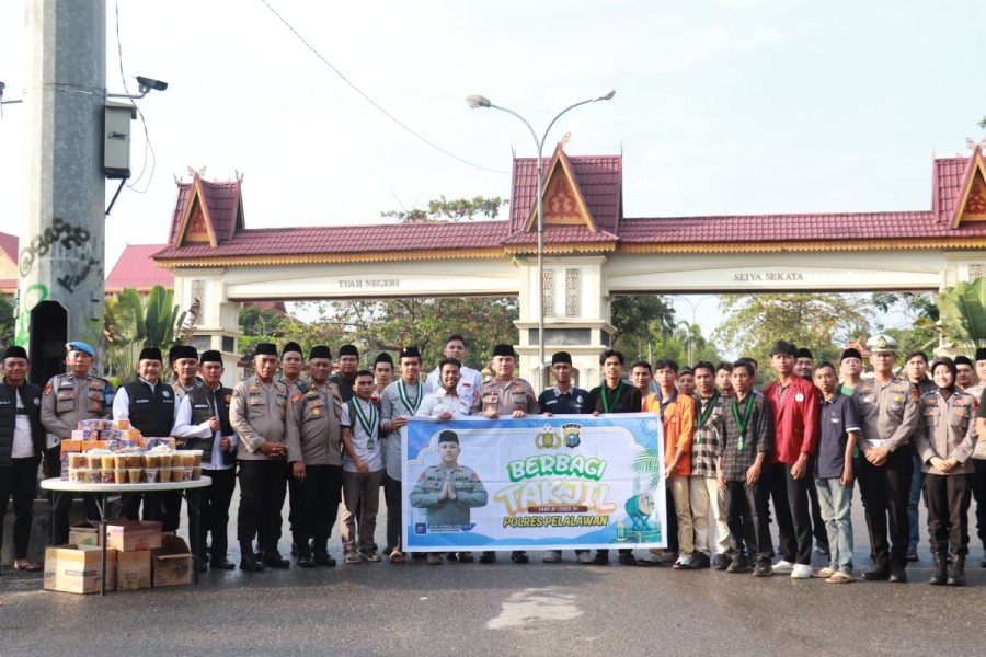Ramadhan Penuh Berkah, Kapolres Pelalawan Jalin Silaturahmi dan Keakraban Bersama Mahasiswa
