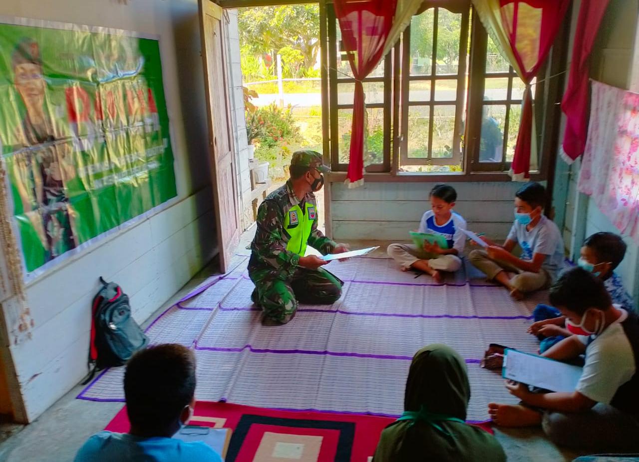 Belajar Daring, Serma Edy Suprianto Berharap Siswa Tasik Seminai Bisa Berprestasi