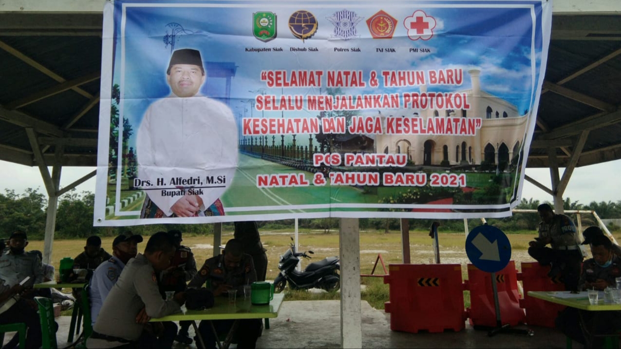 Cek Kendaraan di Buatan Dua, Serma Syafri Ingatkan Masyarakat Untuk Hati-hati Dijalan
