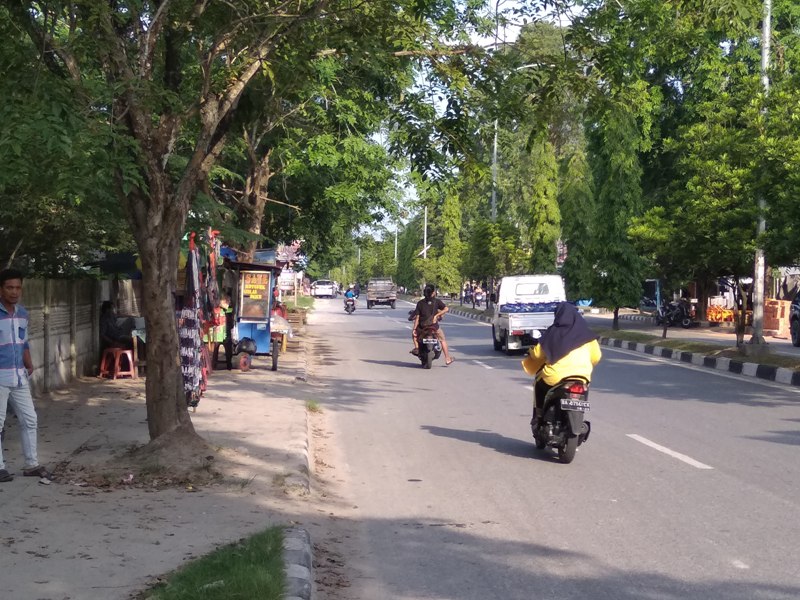 Surati Pedagang Yang Berjualan Di Badan Jalan, Camat Tualang Yakini Ada Pihak Ketiga