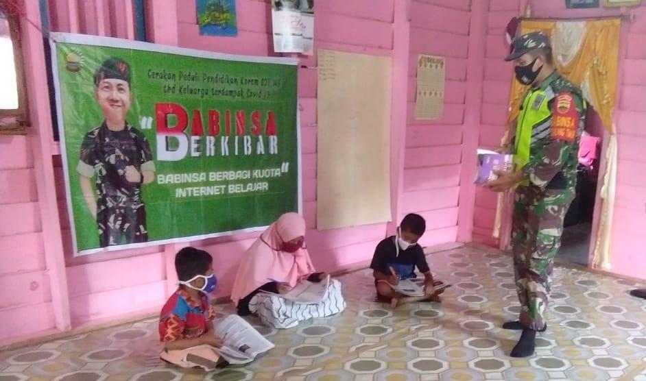 Pastikan Siswa Belajar, Koptu Heri Kiswanto Beri Internet Gratis