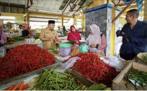 Tinjau Pasar Belantik Harga Beras Di Siak Masih Stabil