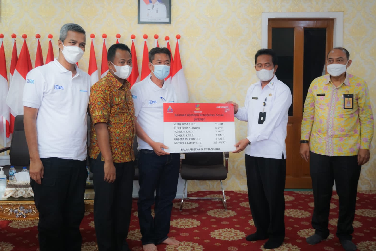 Bupati Rohil Terima Bantuan Psikososial Atensi  Kemenkes RI