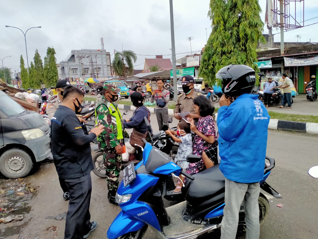 Serka Edy Suprianto Tindak Warga Tak Pakai Masker