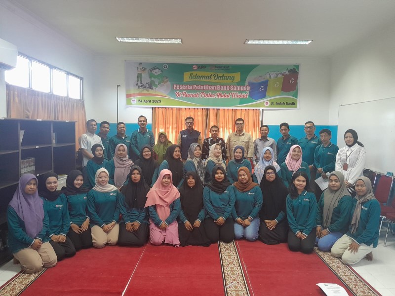 30 Peserta Ikuti Pelatihan Bank Sampah Yang Ditaja CSR PT IKPP Perawang