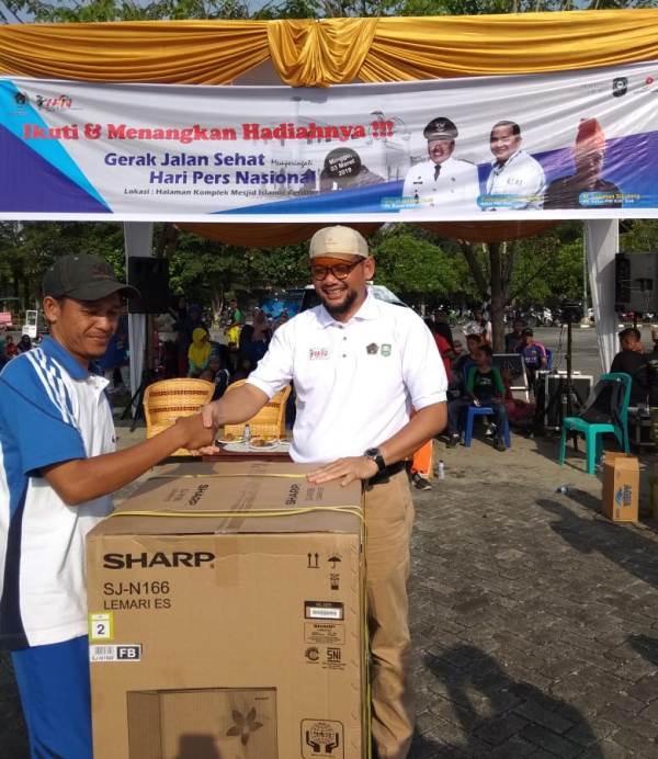 Jalan Sehat PWI Berlangsung Sukses, Hendrisan: Suksesnya Pembangunan Berkat Publikasi Media