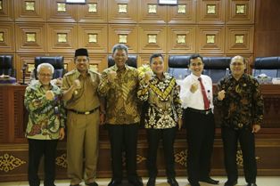 Kepala BPKP Pusat Puji Kabupaten Siak