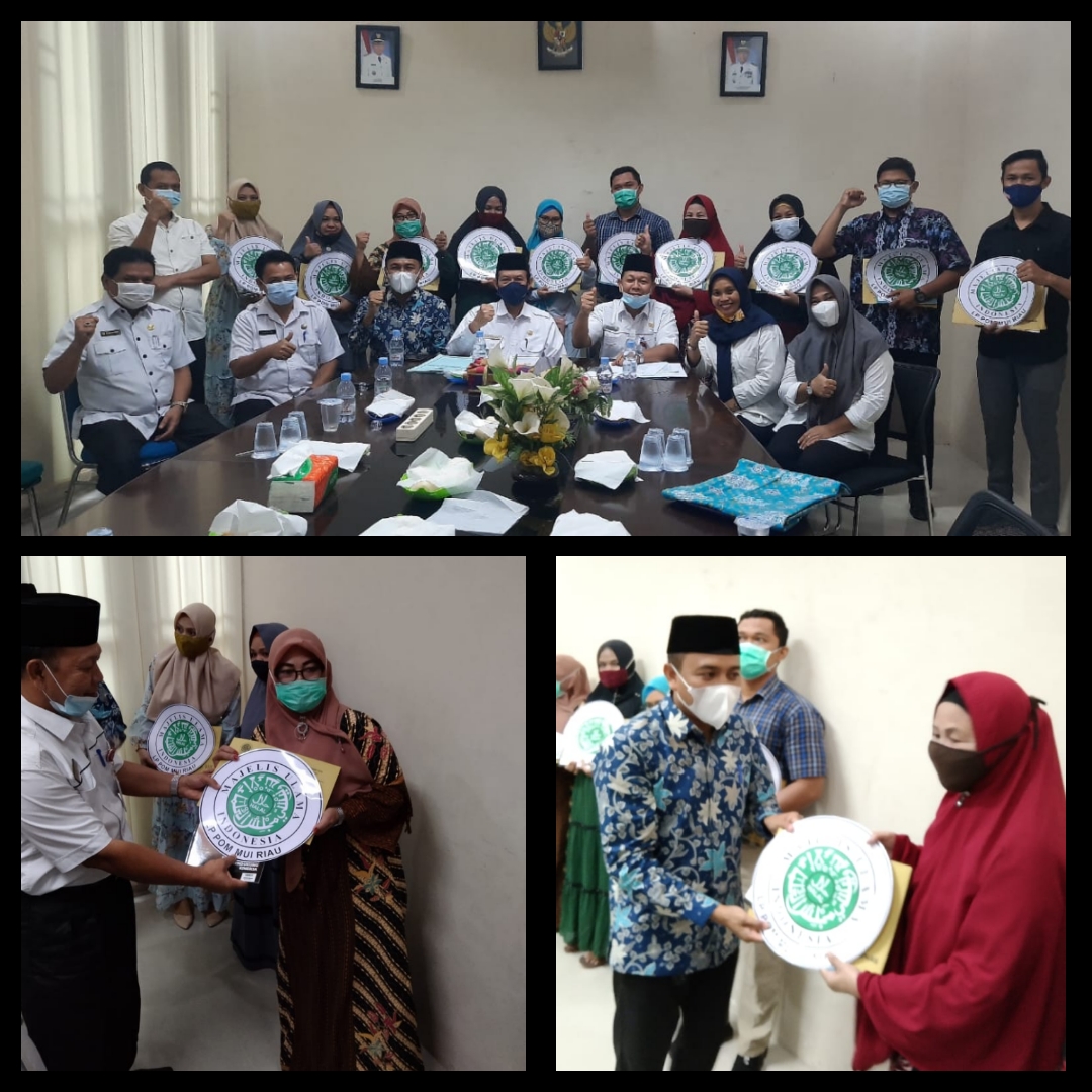 Wabup Zardewan Serahkan Sertifikat Halal ke UMKM Pelalawan