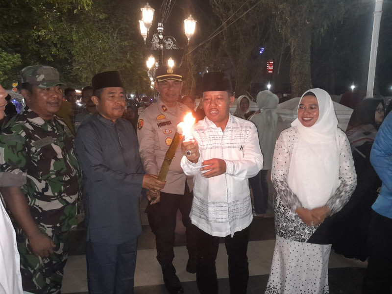 Staf Ahli Bupati Lepas Pawai Obor 1 Muharram