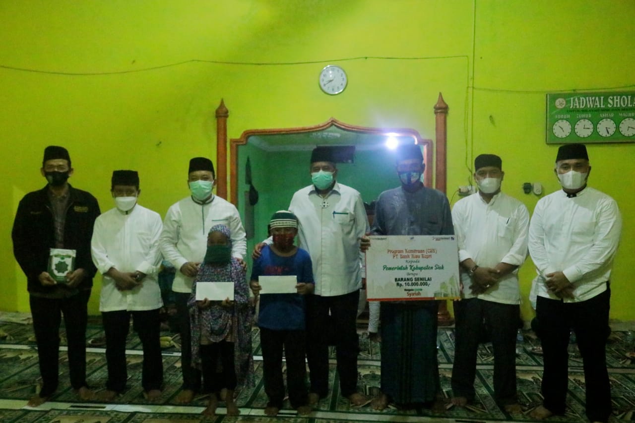 Salurkan Zakat Konsumtif Tahap II, Alfedri Serahkan Zakat kepada 1500 orang Mustahik