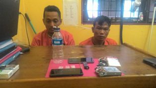 Selipkan Shabu di Jok Mobil, Dua Warga Langgam Diborgol Polisi