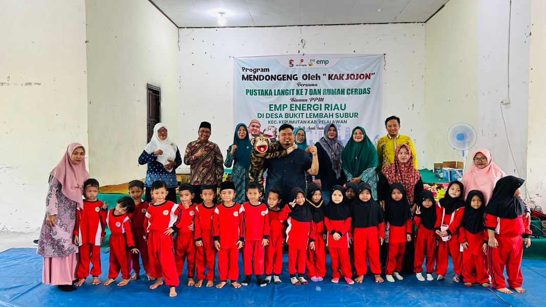 Hadirkan Kak Jojon, EMP Energi Riau dan Pustaka Langit ke-7 Gelar Aksi Mendongeng