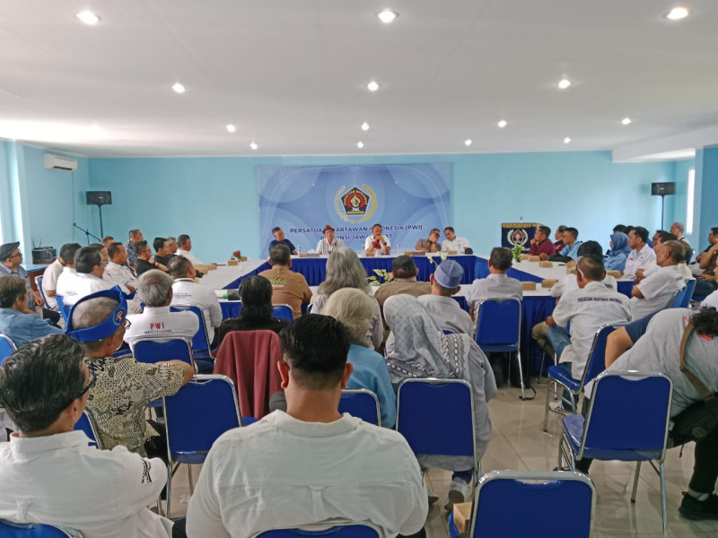 Rapat Pleno PWI Jabar Dukung Kepemimpinan Zulmansyah Sebagai Ketum PWI Pusat