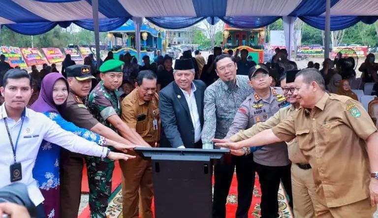 Bupati Soft launching MPP Siak Bentuk Kupu Kupu Dengan Ornamen Melayu