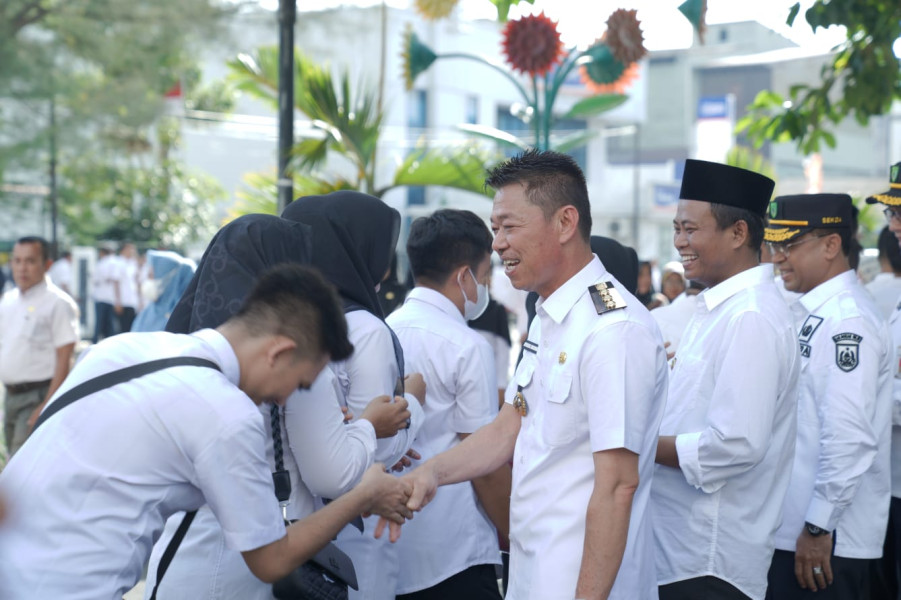 Bupati Rohil Harapkan ASN Punya Semangat Baru