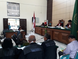 PSJ Menggarap Lahan Bekas Perladangan Masyarakat.