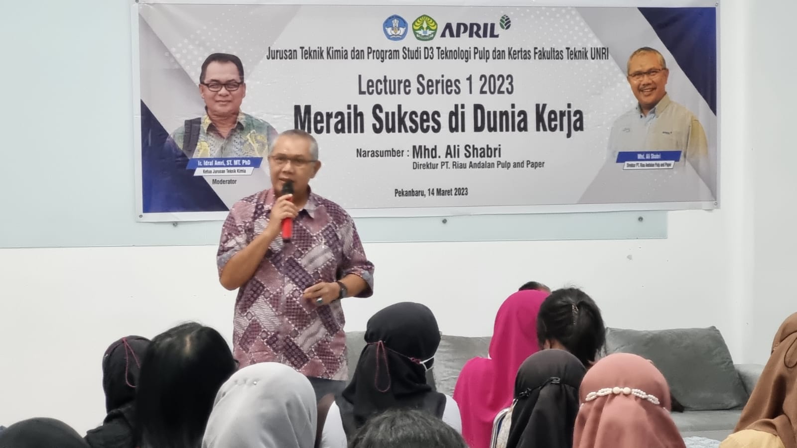 Jadi Pemateri Kuliah Umum di Teknik Kimia FT UNRI, Direktur RAPP Bagikan Kunci Meraih Sukses