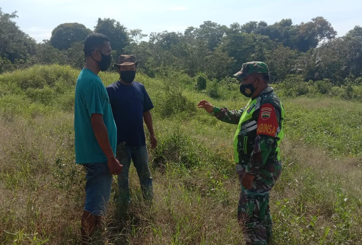 Sertu Uuk Sudarijanto Minta Masyarakat Jangan Membakar Hutan dan Lahan