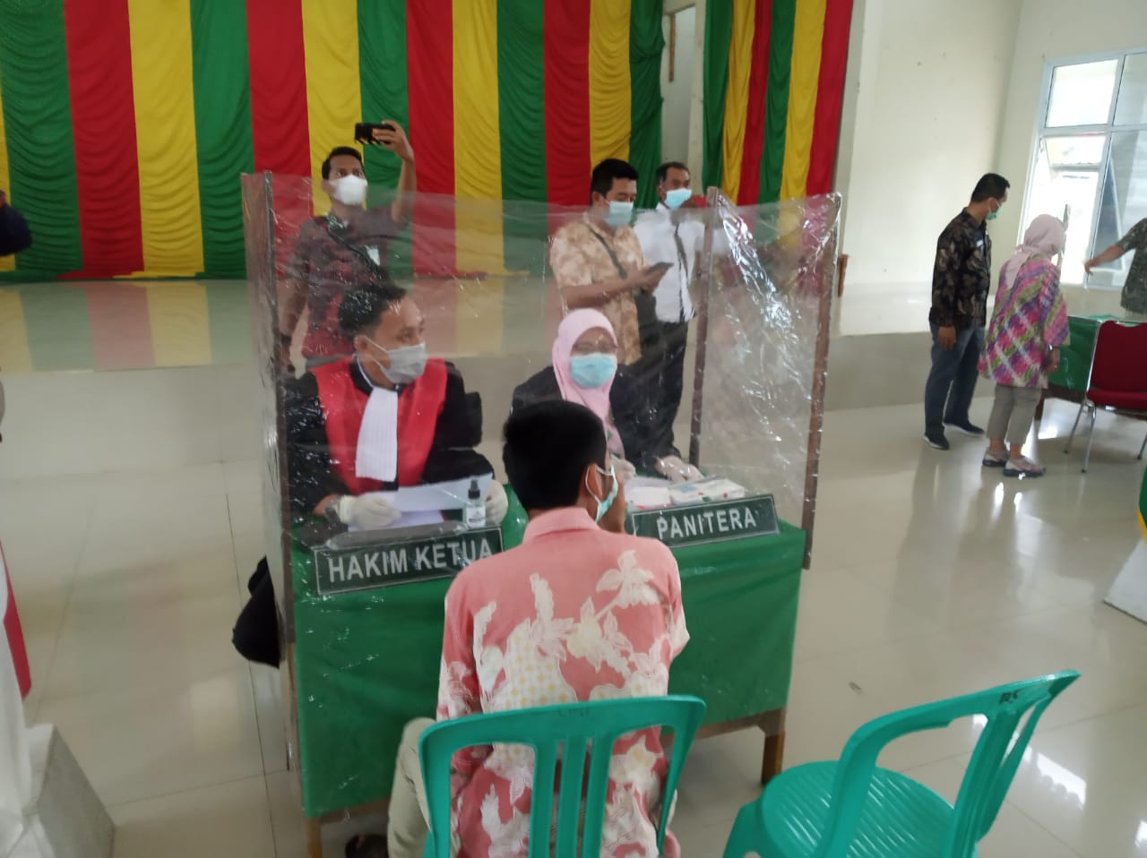 PN Rengat Sidang Pelanggar Prokes Covid 19, Ada 8 Orang Dikenakan Denda 350 Ribu