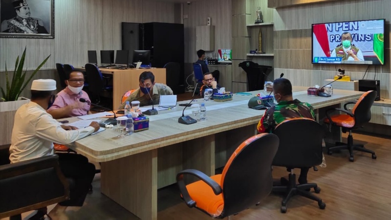 Gubri Riau Vidcon Dengan Tim Gugus Tugas Penanganan Covid-19 Kabupaten Siak