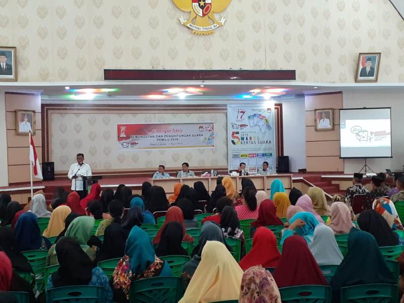 Buka Bimtek, Suyatno: Anggota KPPS Harus Pahami Petunjuk Teknis Materi
