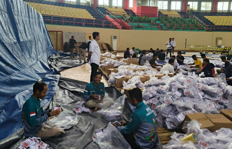 KPU Hitung Ulang Surat Suara yang Sudah Dilipat, Libatkan PPK se Kabupaten Pelalawan