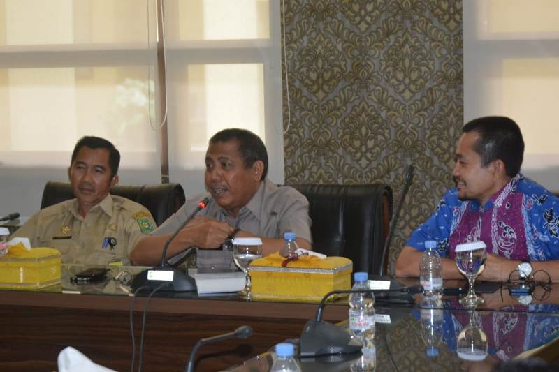 Dikerjakan Oleh PT RAPP, Progres Pemugaran Istana Peraduan Siak Sudah 50 Persen