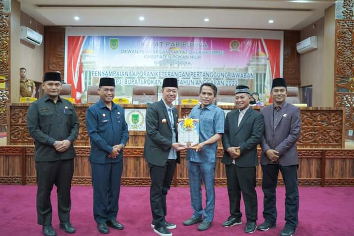 DPRD Rohil Gelar Paripurna Penyampaian LKPJ Bupati T.A 2022,