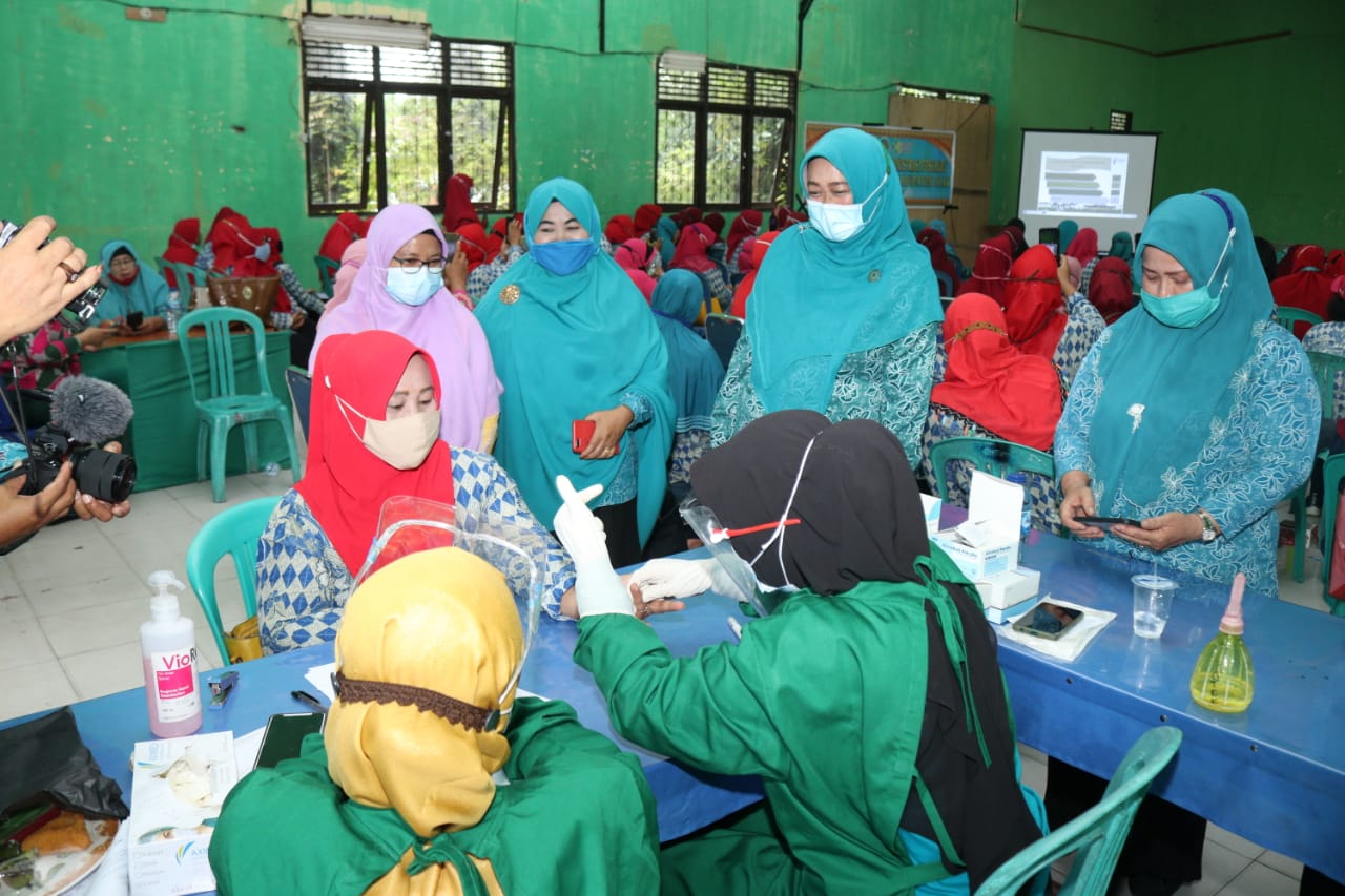 PKK Siak Gelar Rapid Tes Gratis Bagi Kaum Ibu di Tualang