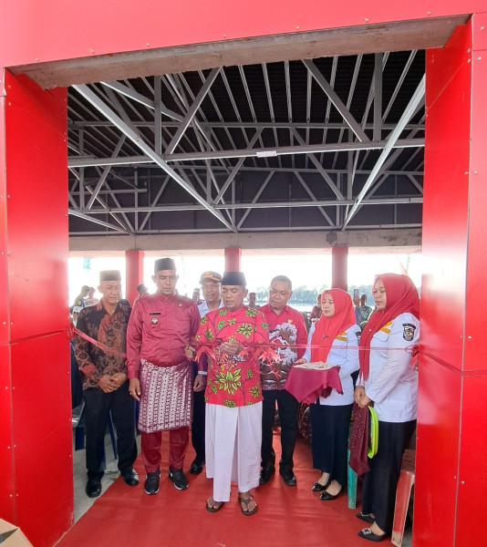 Resmikan Dermaga Labuhan Bilik, Bupati Zukri Harap Ekonomi Masyarakat Meningkat