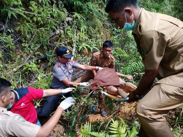 Warga Tanjung Medan Rohil Dihebohkan Dengan Penemuan Mayat Wanita Tanpa Busana