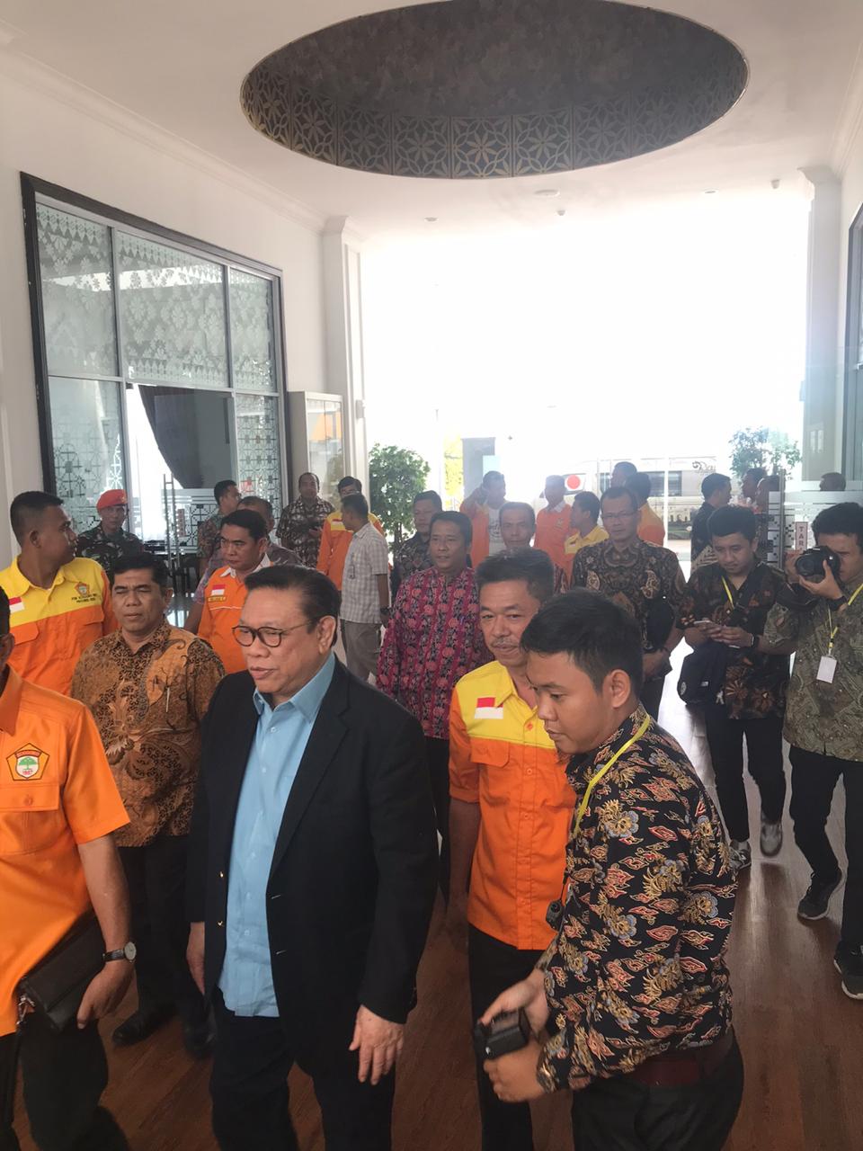 Bacabup Rohil Afrizal Sintong dilantik sebagai Plt Ketua Kosgoro