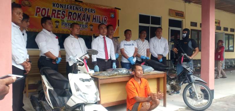 Penemuan Mayat di Teluk Mega, Ternyata Dibunuh Pemilik Warung Tuak