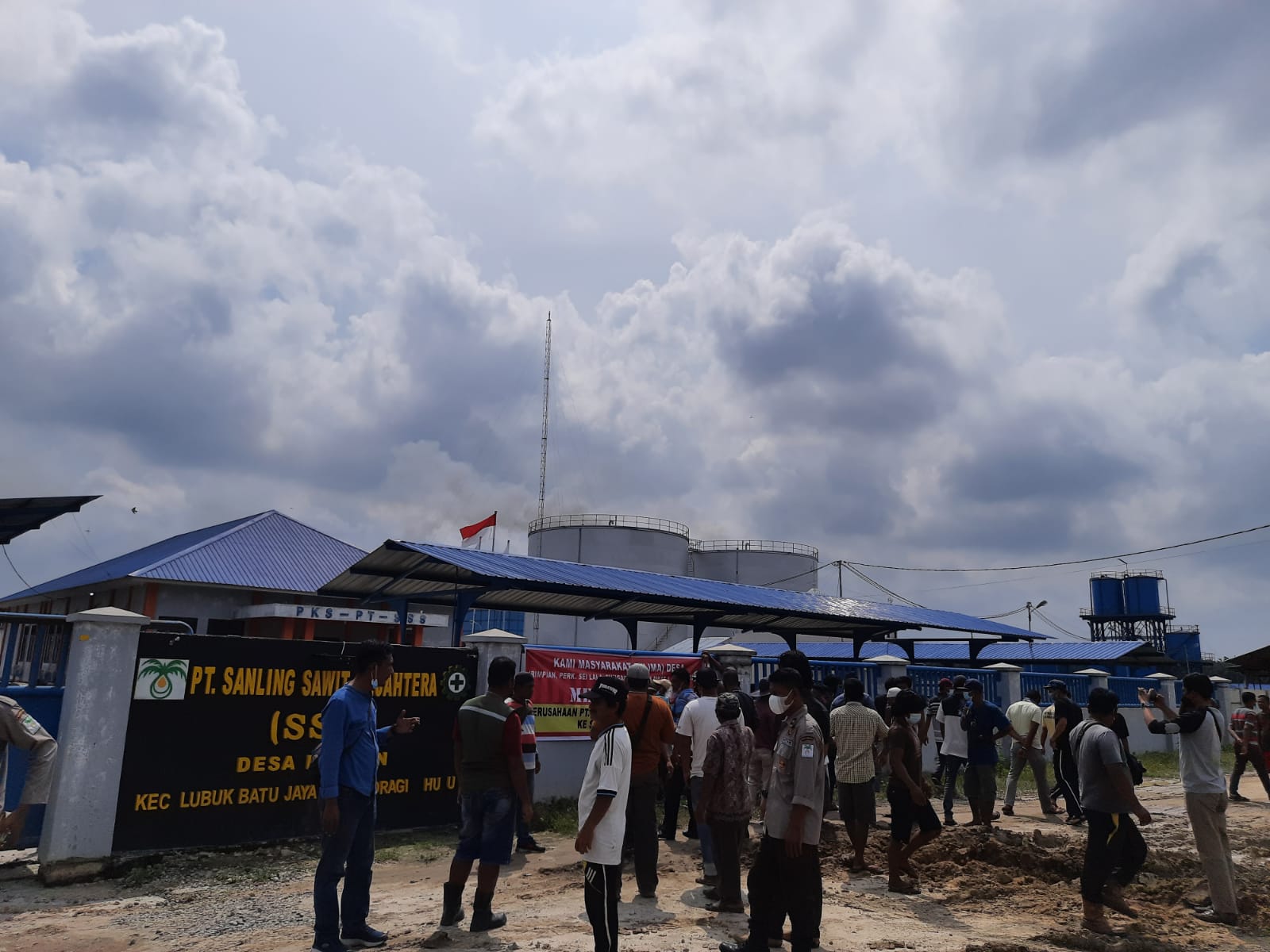 Keluhkan Masalah Limbah, Lima Desa di Dua Kecamatan Ujuk Rasa ke PT SSS
