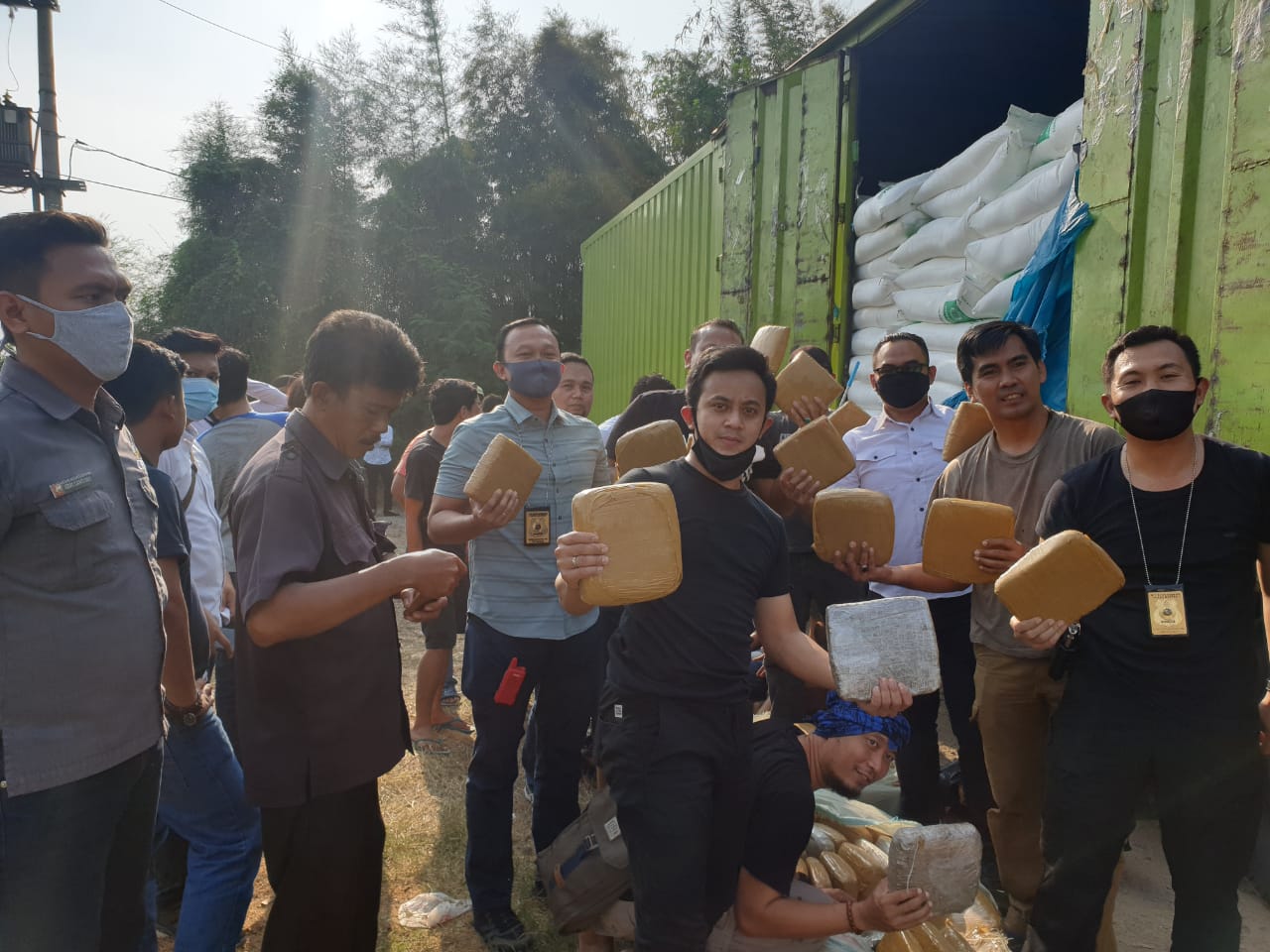 Polda Banten Kembali Gagalkan Penyelundupan 150 Kg Ganja di Tol Tangerang - Merak